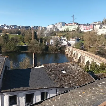 A Casa Da Ponte شقة